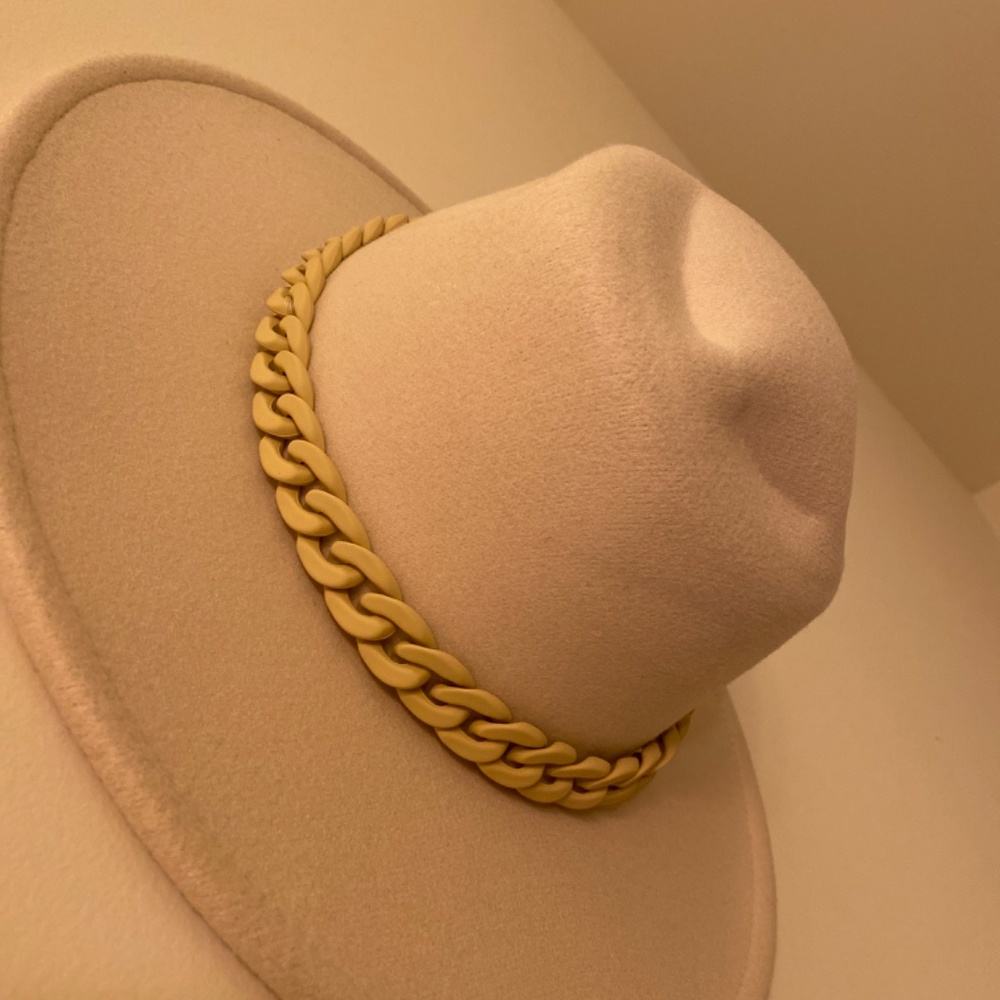 Hat - Picture 3 of 3